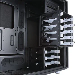 Fractal Design Define R5 HDD View